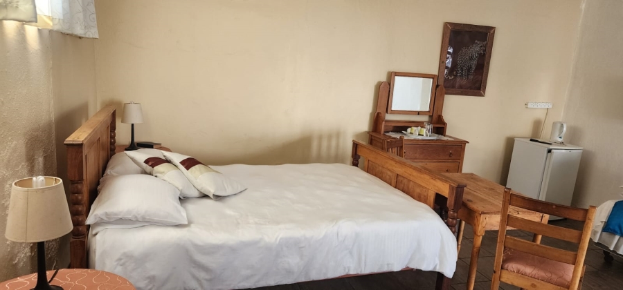5 Bedroom Property for Sale in Heilbron Free State